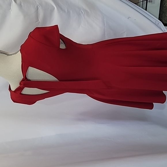 Free with Purchase Nwot B. DARLIN Deep V Back Tie Skater Skirt Mini Dress Cap - Picture 4 of 6